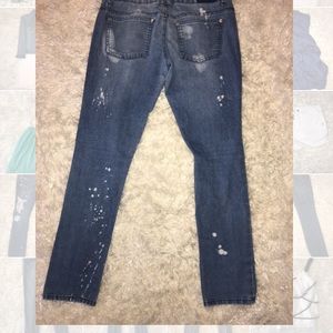 Bleach Distressed Jeans